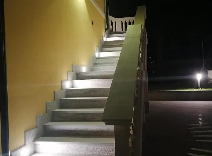 Preziosa Maggiore Nocleg ze śniadaniem Lesa